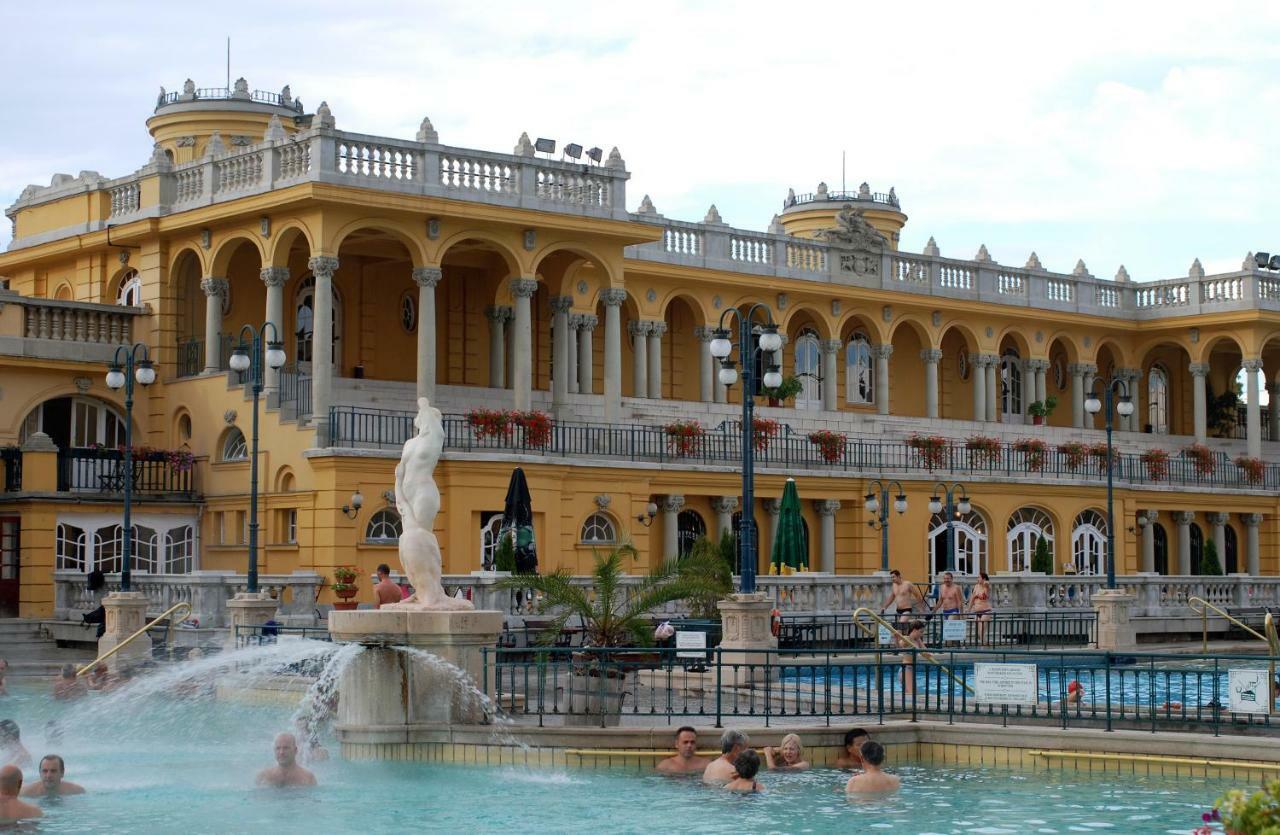 Downtown Royal De Lux Apartment Budapest Exterior photo