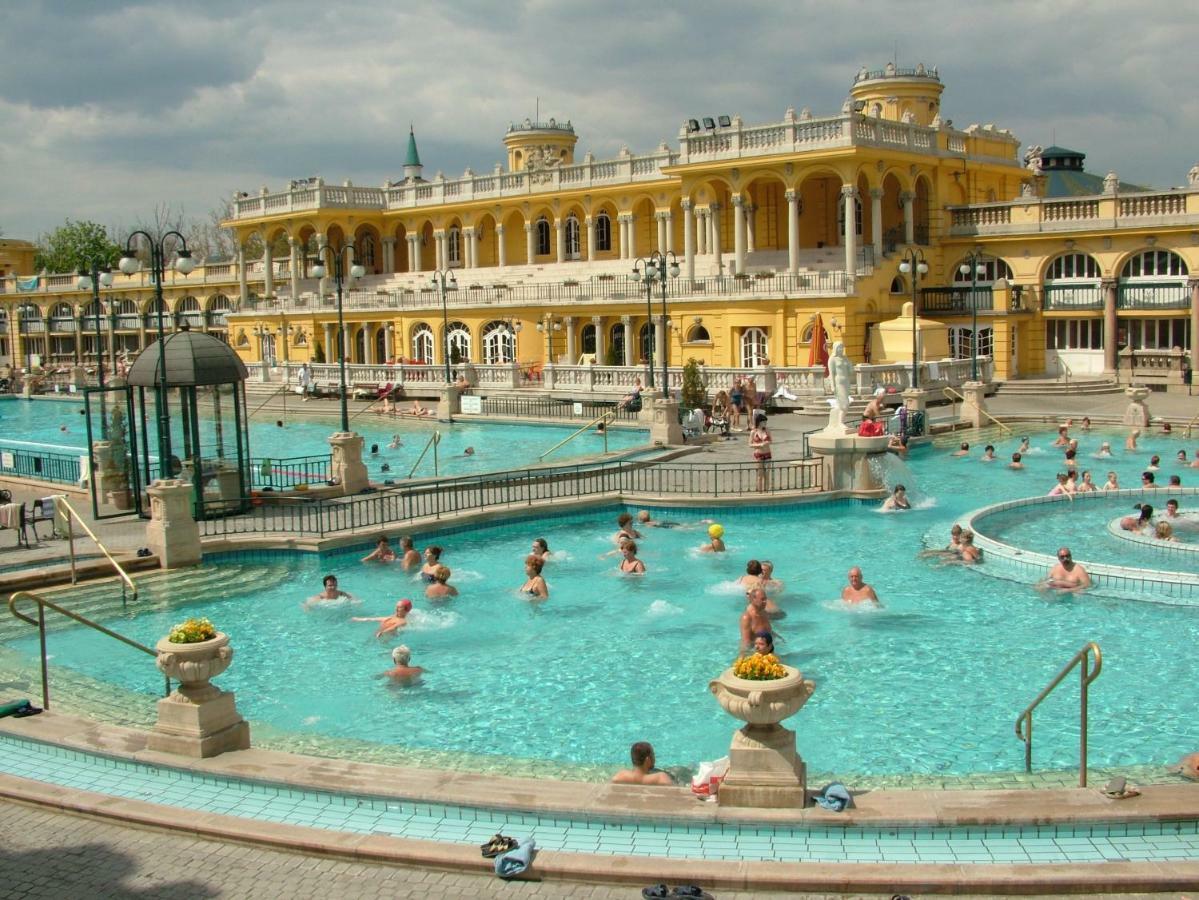 Downtown Royal De Lux Apartment Budapest Exterior photo